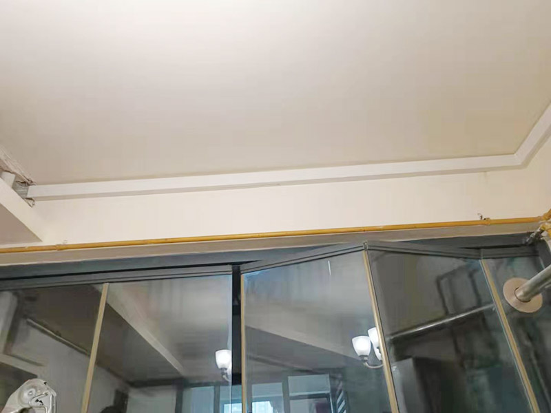 明管安裝維修：第一步是測量，確定線管和一級配電箱的固定點位。第二步是加工我們所需要的線管。第三步是線管的安裝和固定。第四步是管路進入線盒或者是線盒。