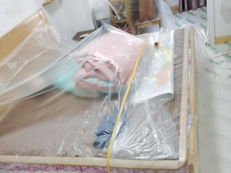臥室翻新床家具現場保護